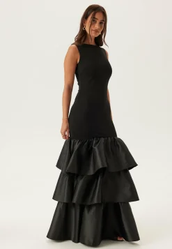 Goddiva Röyhelömekot|Iltapuvut*Satin Frill Maxi Dress