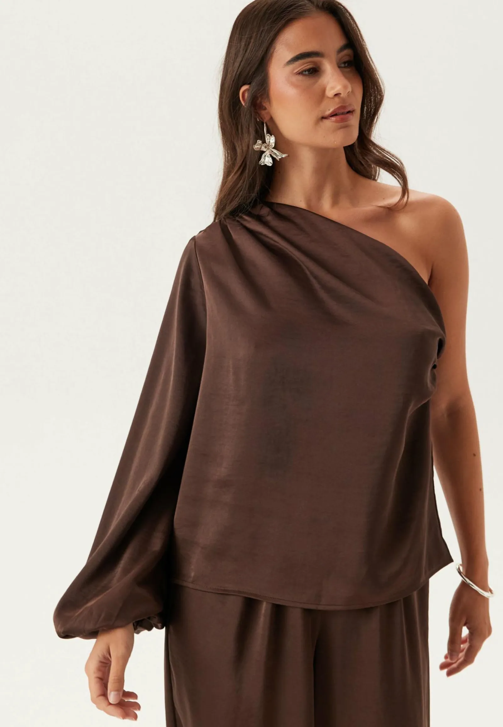 BUBBLEROOM Yksiväriset Puserot Ja Paidat|Tunikat Ja Puserot*Satin One Shoulder Blouse