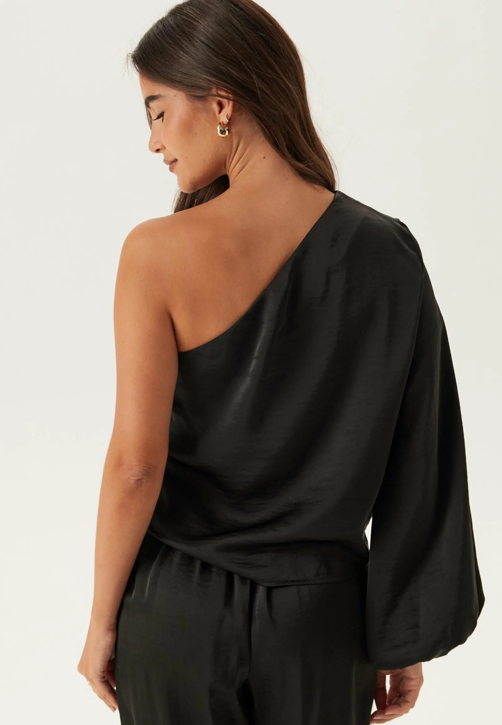 BUBBLEROOM Yksiväriset Puserot Ja Paidat|Tunikat Ja Puserot*Satin One Shoulder Blouse