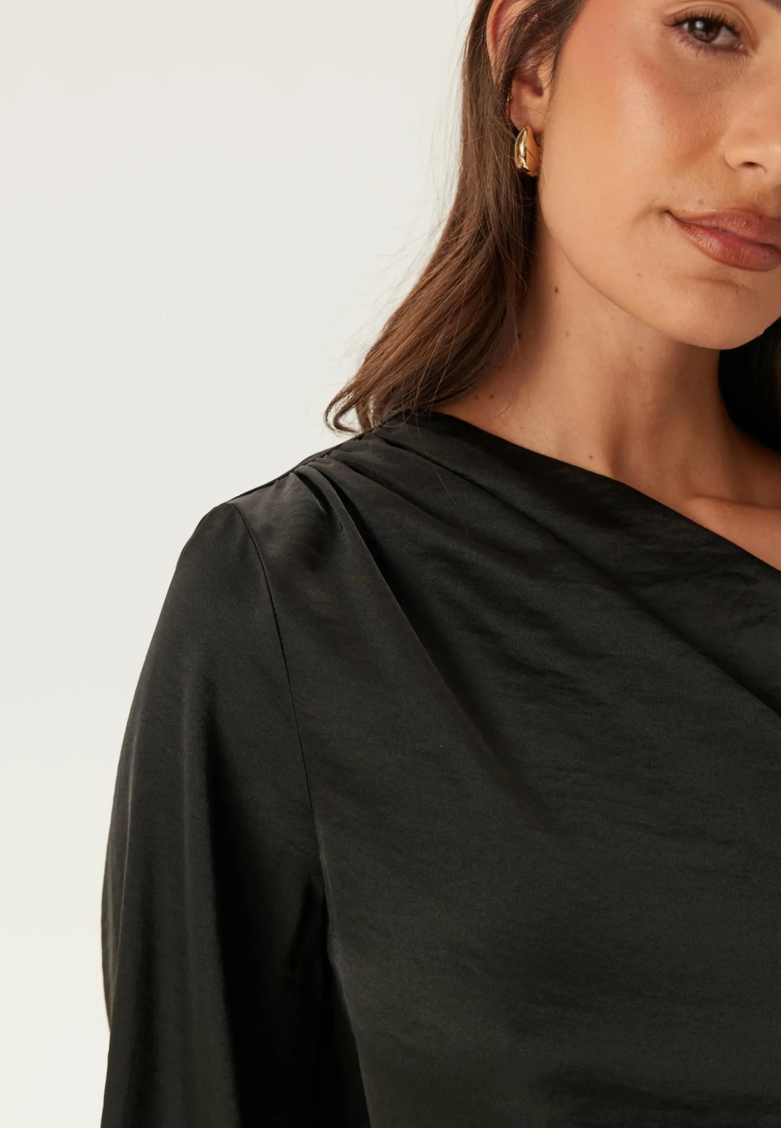 BUBBLEROOM Yksiväriset Puserot Ja Paidat|Tunikat Ja Puserot*Satin One Shoulder Blouse