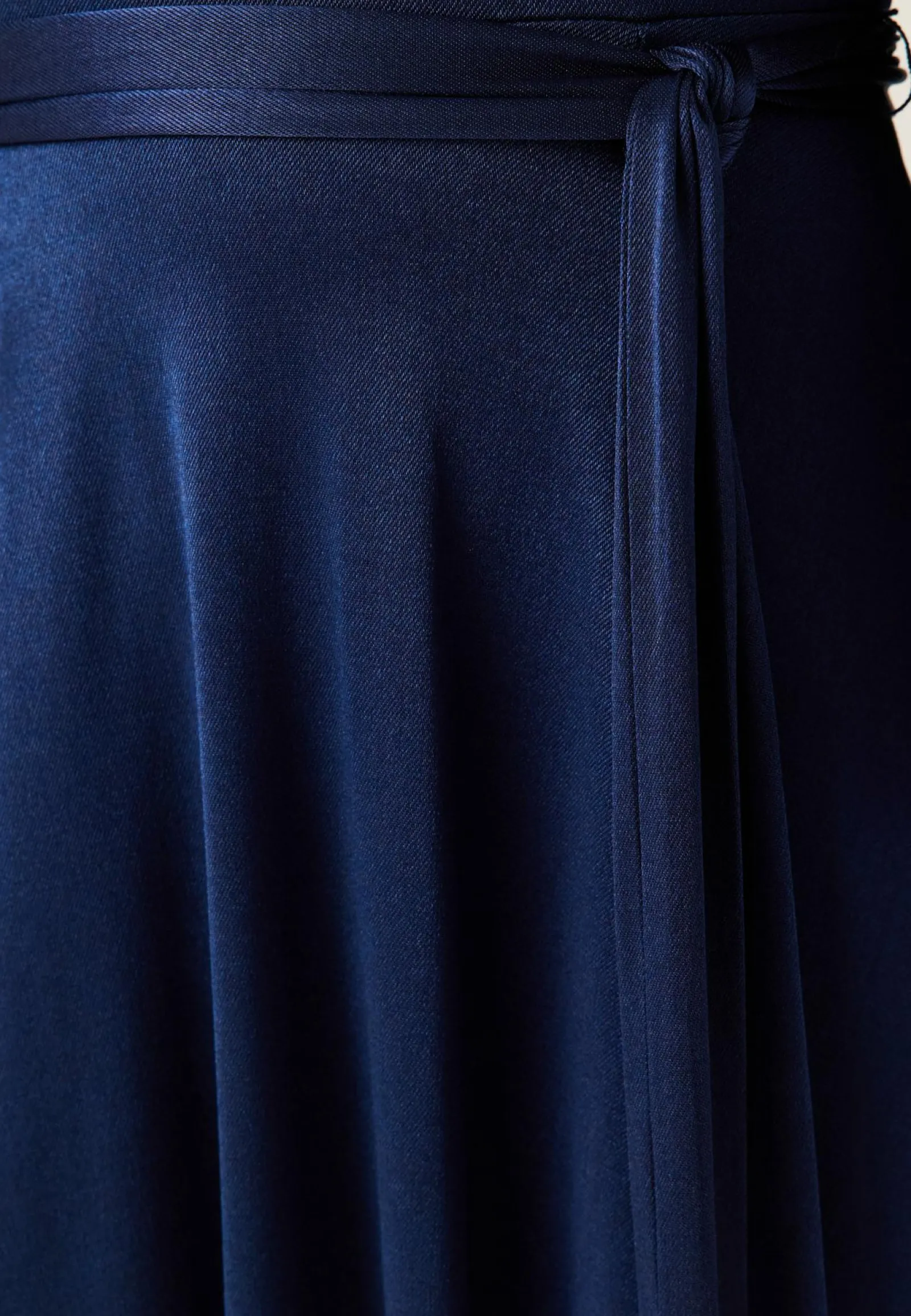 Goddiva Morsiusneitomekot|Pitkähihaiset Mekot*Satin Volume Sleeve Maxi Dress