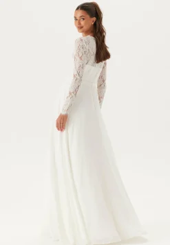 Bubbleroom Occasion Häämekot*Scallop V-Neck Lace Gown