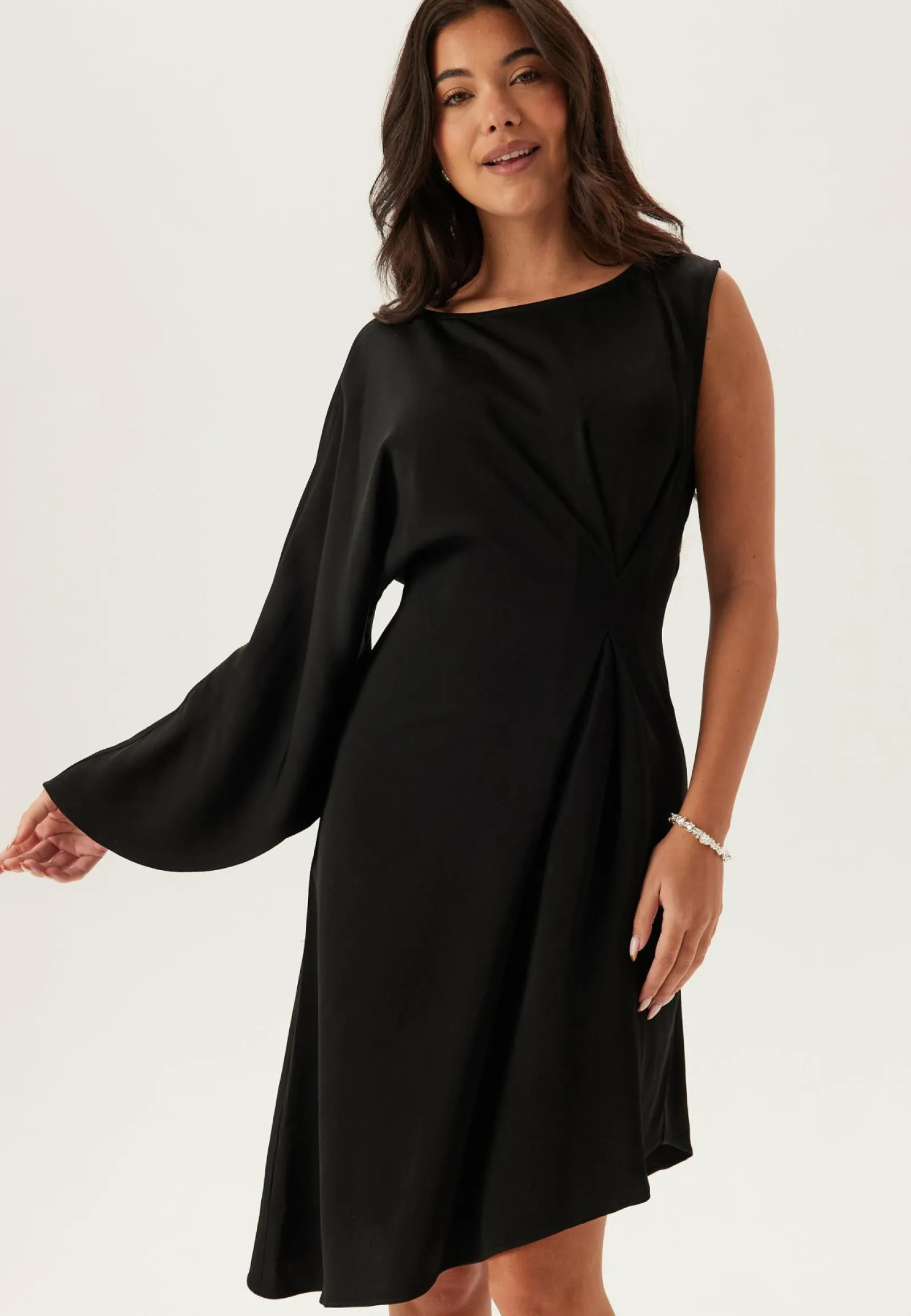 SELECTED Uudenvuoden Mekot|Juhlamekot*Slflaurina Regular One Shoulder Dress