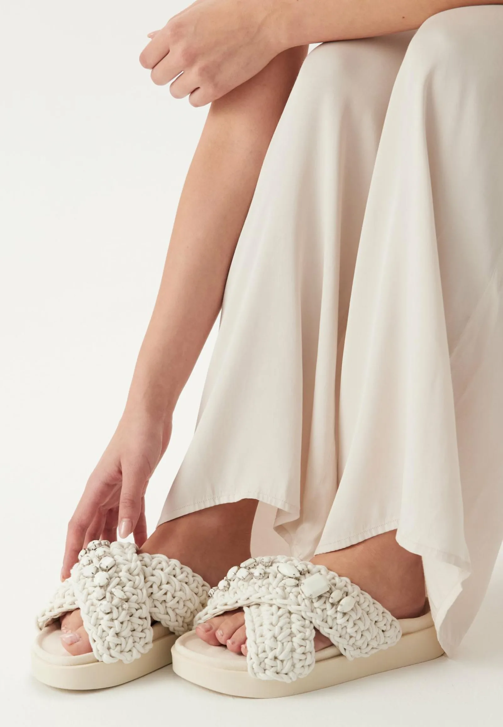 INUIKII Tohvelit|Sandaalit*Slipper Woven Stones