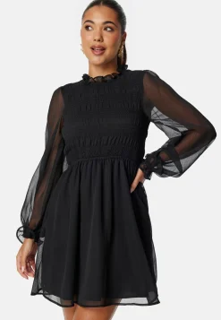 BUBBLEROOM Röyhelömekot|Smokkimekot*Smock L/S Dress