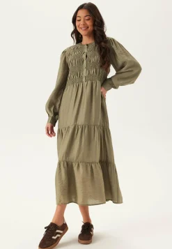 Happy Holly Smokkimekot|Pitkähihaiset Mekot*Smock Midi Dress