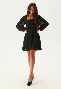 BUBBLEROOM Uudenvuoden Mekot|Smokkimekot*Square Neck L/S Georgette Dress