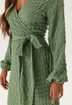 BUBBLEROOM Kietaisumekot|Pitkähihaiset Mekot*Structure Wrap Dress