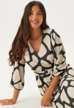 Happy Holly Pitkähihaiset Mekot|Midimekot*Structured Puff Sleeve Midi Dress