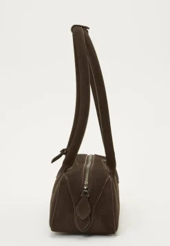 MAKE WAY Aidon Nahan Laukut*Suede Baguette Bag