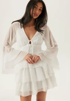 Bubbleroom Occasion Kesämekot|Pitkähihaiset Mekot*Triple Flounce Short Dress