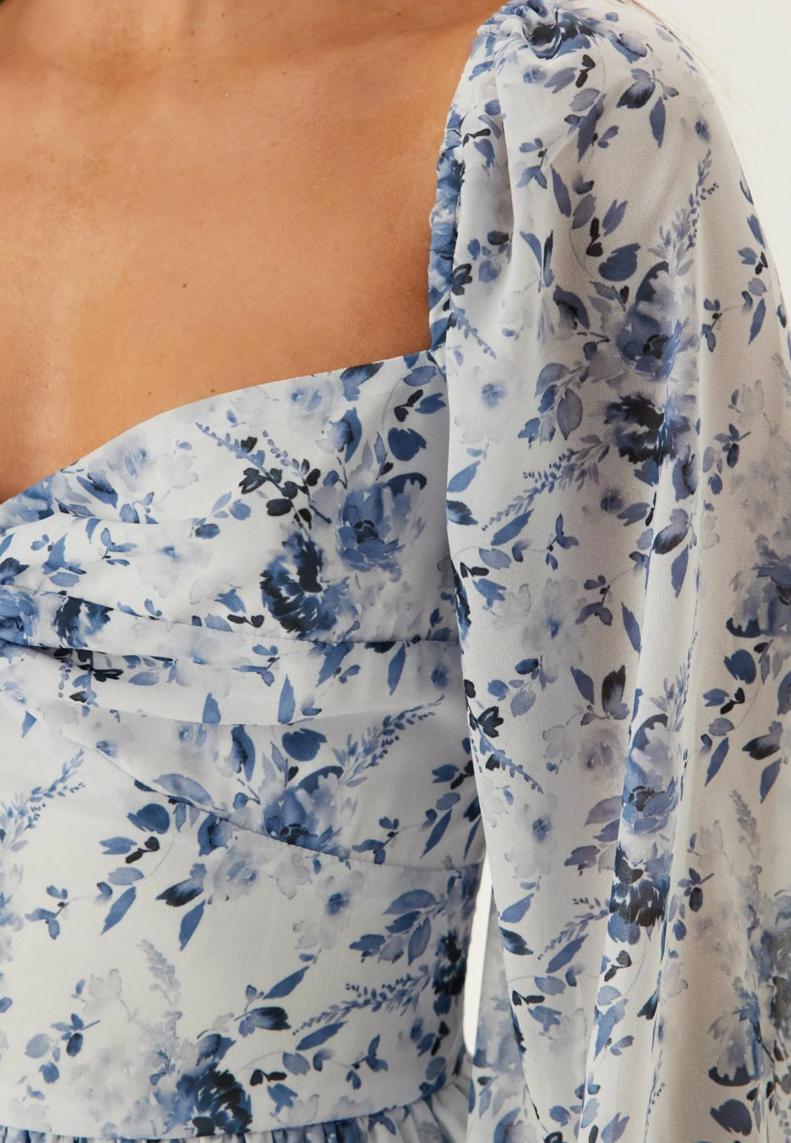 BUBBLEROOM Smokkimekot|Kukkakuosiset Ja Kuviolliset Mekot*Twist Detail Flounce Dress