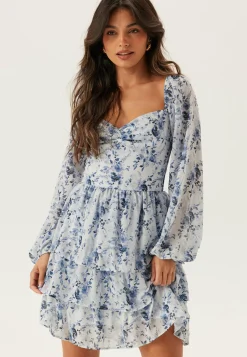 BUBBLEROOM Smokkimekot|Kukkakuosiset Ja Kuviolliset Mekot*Twist Detail Flounce Dress