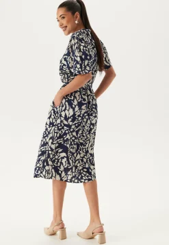 VILA Kukkakuosiset Ja Kuviolliset Mekot|Juhlamekot*Vilullu S/S KNEE SHIRT DRESS K