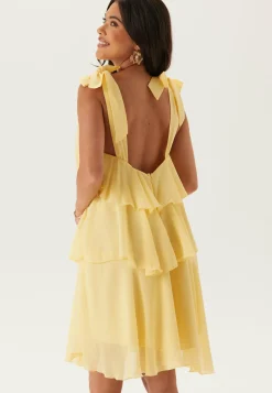 VERO MODA Röyhelömekot|Kesämekot*Vmfelicia Tiestrap Ruffle Shor