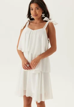 VERO MODA Röyhelömekot|Kesämekot*Vmfelicia Tiestrap Ruffle Shor