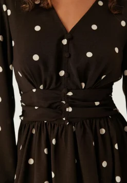 BUBBLEROOM Kukkakuosiset Ja Kuviolliset Mekot|Pilkulliset Mekot*V-neck Button Short Dress