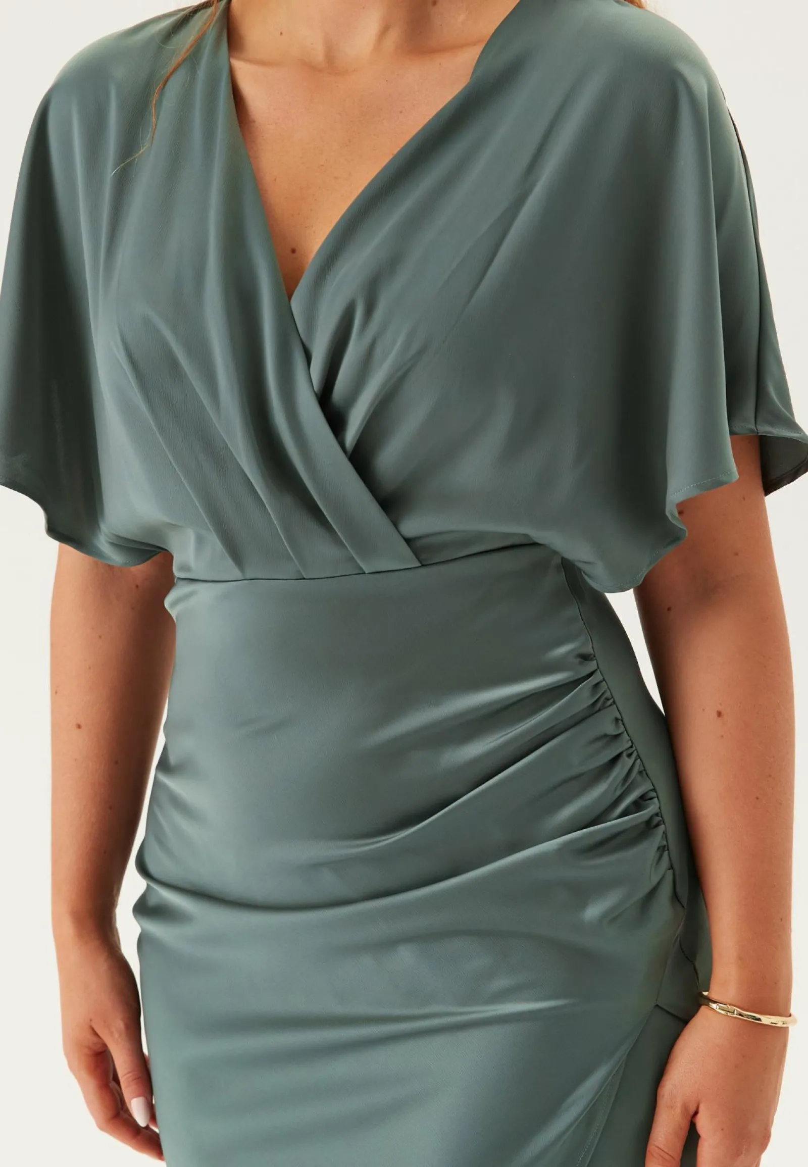 Bubbleroom Occasion Morsiusneitomekot|Juhlamekot*Wrap Satin Gown