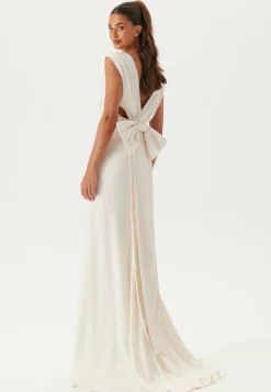 YAS Häämekot*dottea Ss Train Dress